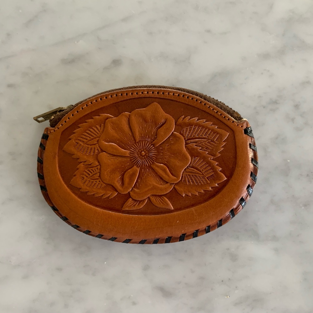 Leather hand tooled change purse with flower and acorn design